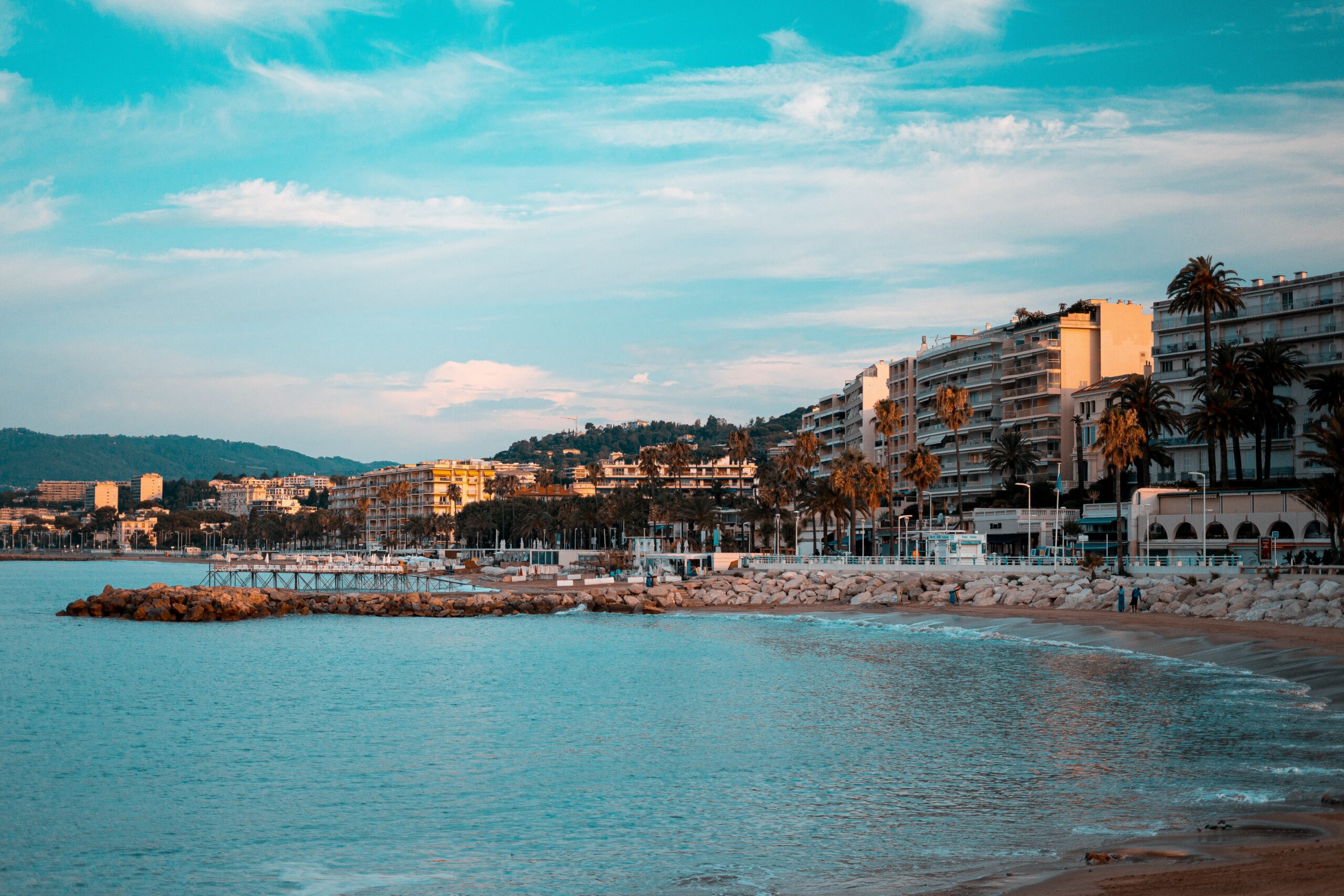 Bateaux Verts / 1-Cannes