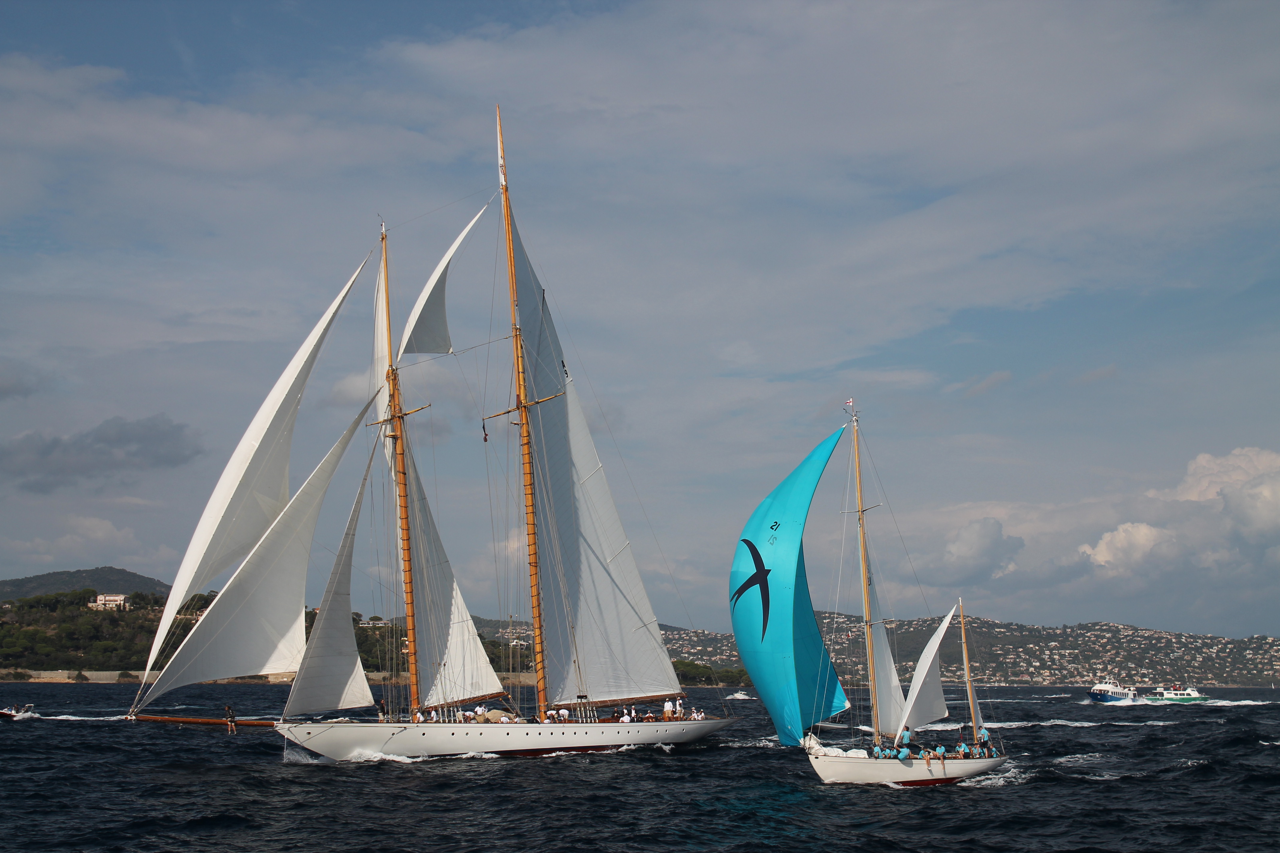 Bateaux Verts / 2-Voiles de St-Tropez